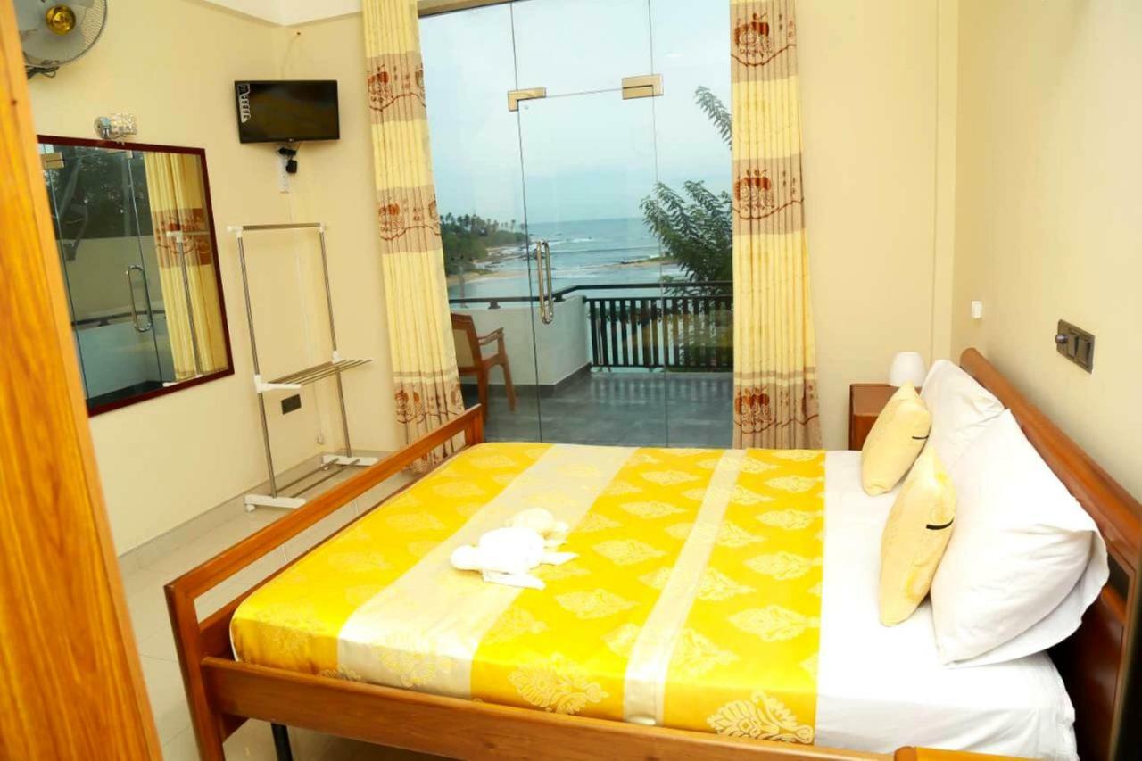 Queens Beach Hotel タンガラ エクステリア 写真
