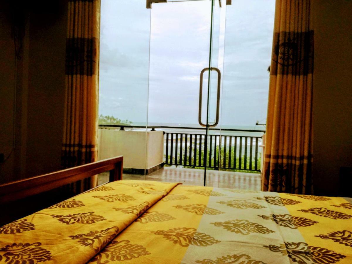 Queens Beach Hotel タンガラ エクステリア 写真